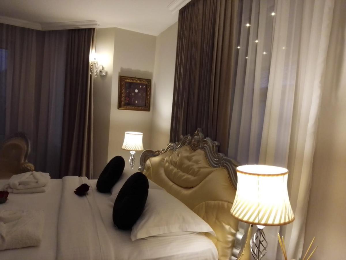 Casa Maria Roses 호텔 Rîşnov 외부 사진