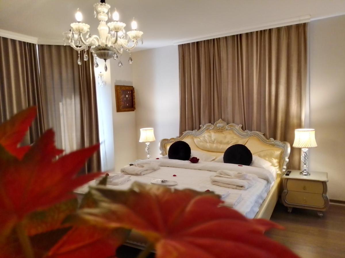 Casa Maria Roses 호텔 Rîşnov 외부 사진