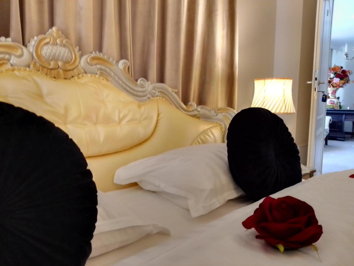 Casa Maria Roses 호텔 Rîşnov 외부 사진