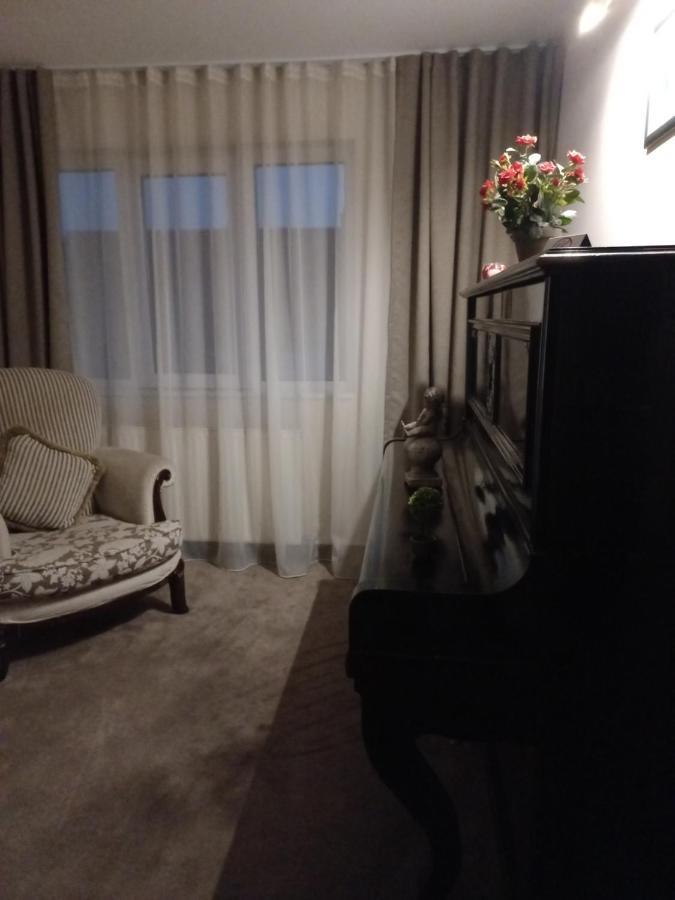 Casa Maria Roses 호텔 Rîşnov 외부 사진